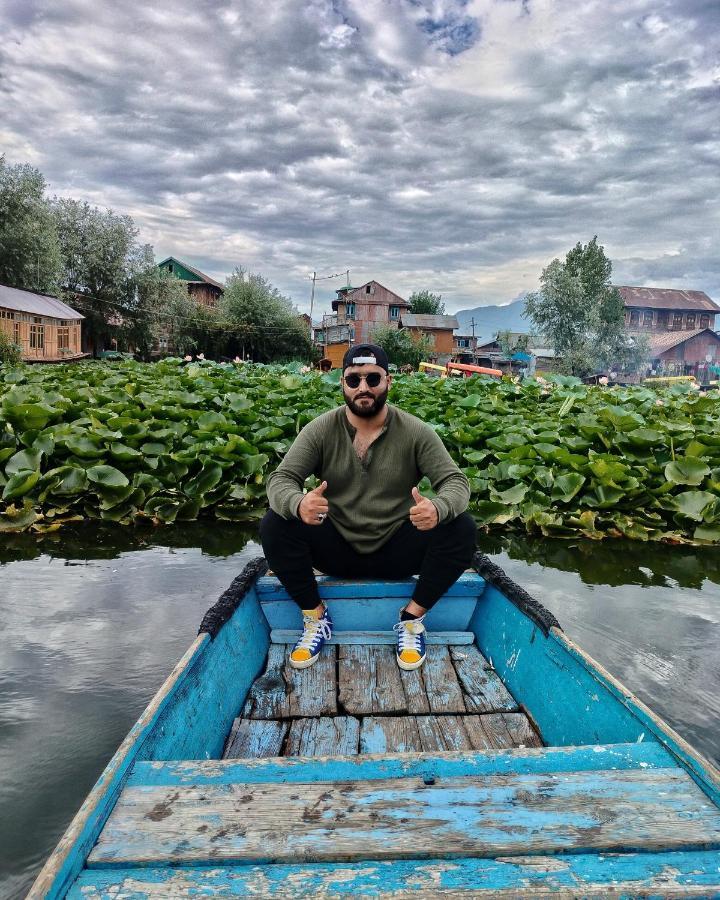 Hotel Lala Rukh Group Of Houseboats Srīnagar Exteriér fotografie
