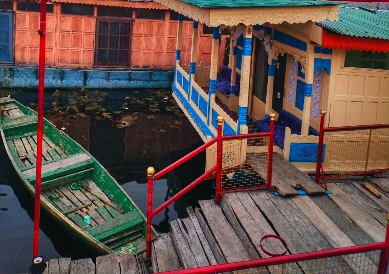 Hotel Lala Rukh Group Of Houseboats Srīnagar Exteriér fotografie