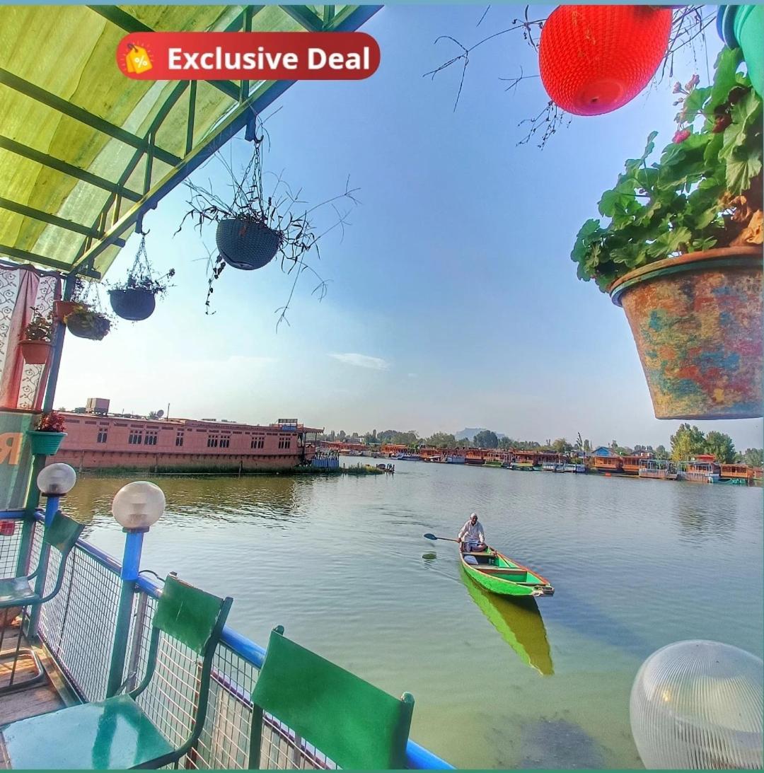 Hotel Lala Rukh Group Of Houseboats Srīnagar Exteriér fotografie